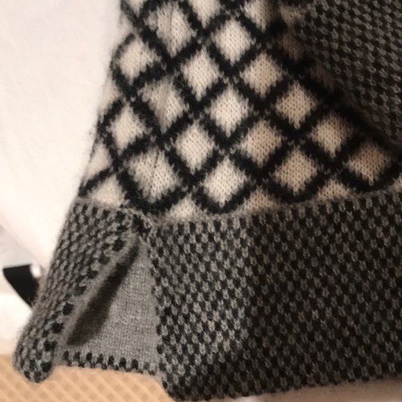 JCrew Italian Cashmere sweater, XXS - Picture 5 of 6